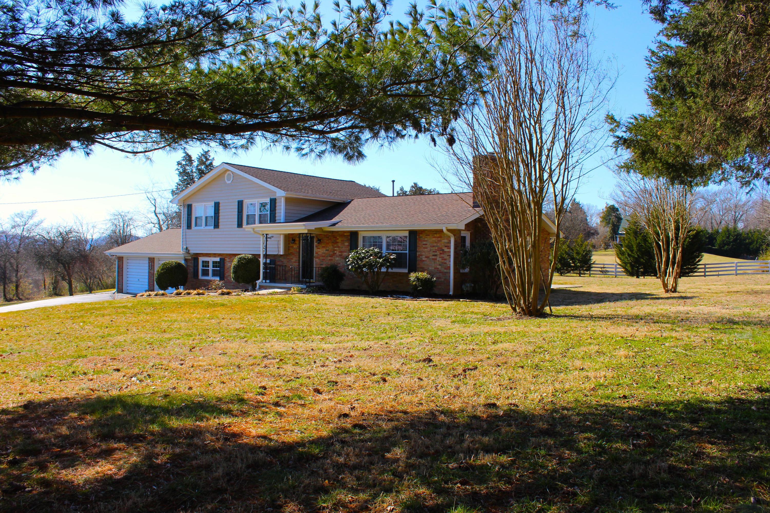235 Hillvale Road Clinton, TN 37716 - Photo 25 of 25 IMG_0556.JPG