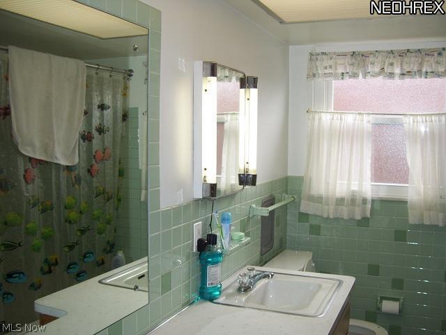 3440 Warren Road Cleveland, OH 44111 - Photo 8 of 13 Gallery Image 8