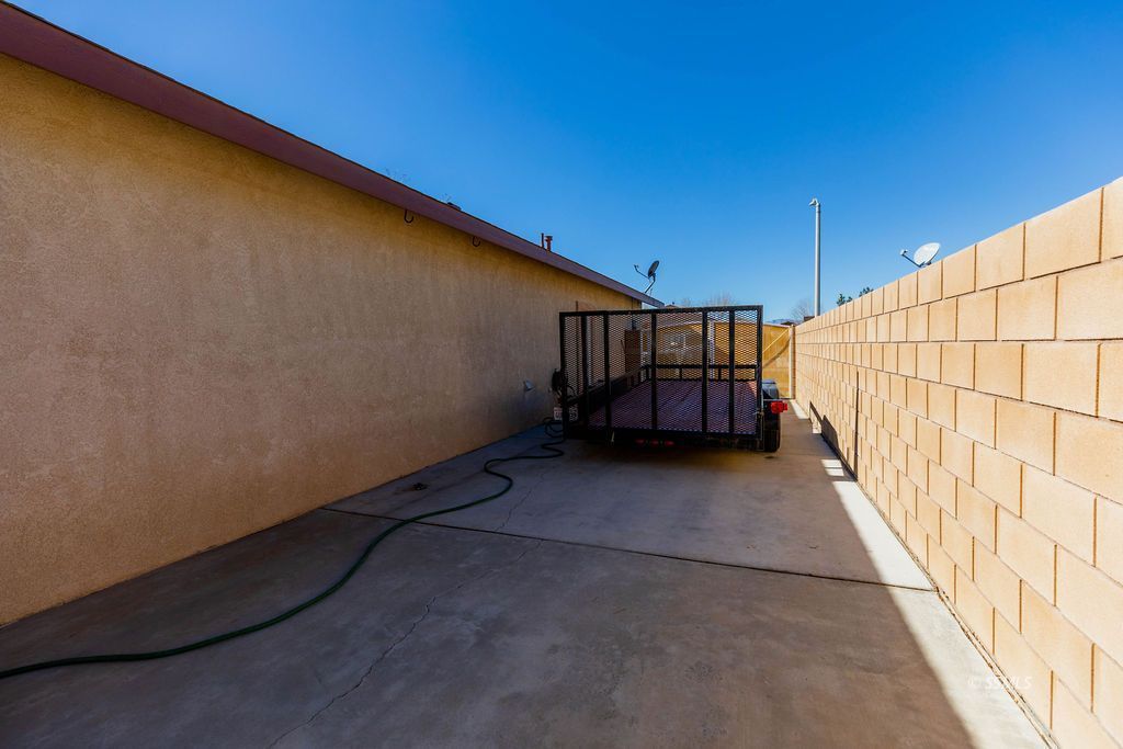 420 Acacia Street Ridgecrest, CA 93555 - Photo 30 of 30 Gallery Image 30