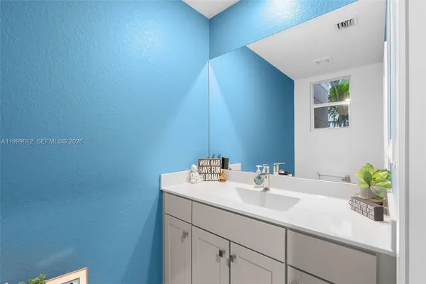 $3,950 | 110 Southwest 171st Avenue, Pembroke Pines, FL 33027