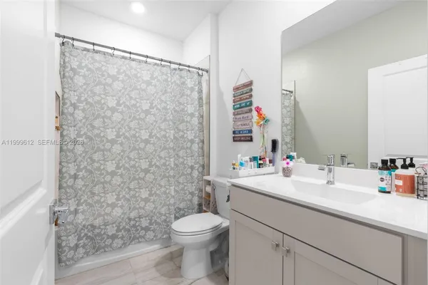 $3,950 | 110 Southwest 171st Avenue, Pembroke Pines, FL 33027