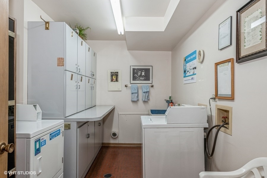 8811 Plainfield Road, Unit 7 Brookfield, IL 60513 - Photo 10 of 10 a room with storage and utility
