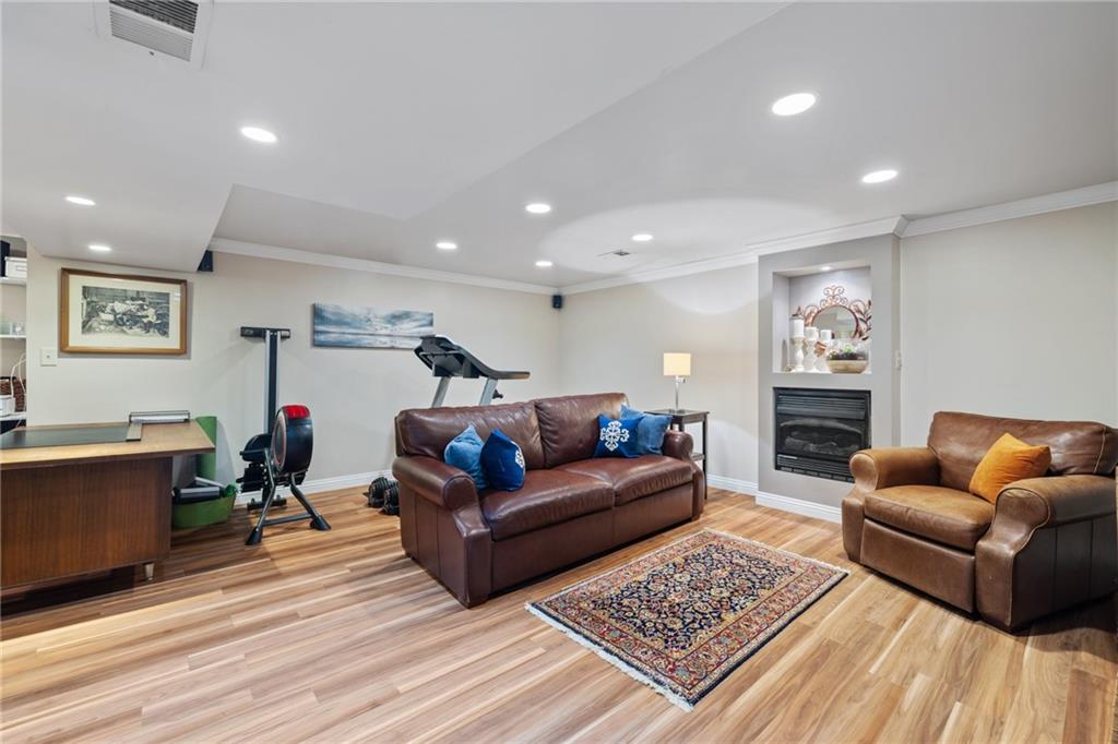 800 Hulton Road Oakmont, PA 15139 - Photo 21 of 25 a living room with furniture and a rug
