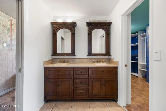 $979,000 | 2183 East Chesterton Street, Simi Valley, CA 93065