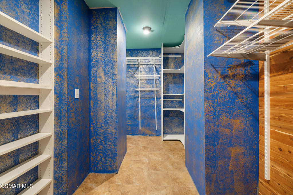 2183 East Chesterton Street Simi Valley, CA 93065 - Photo 15 of 49