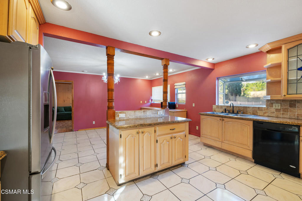 2183 East Chesterton Street Simi Valley, CA 93065 - Photo 28 of 49