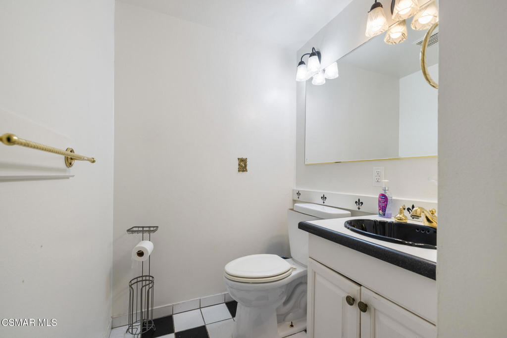 2183 East Chesterton Street Simi Valley, CA 93065 - Photo 35 of 49