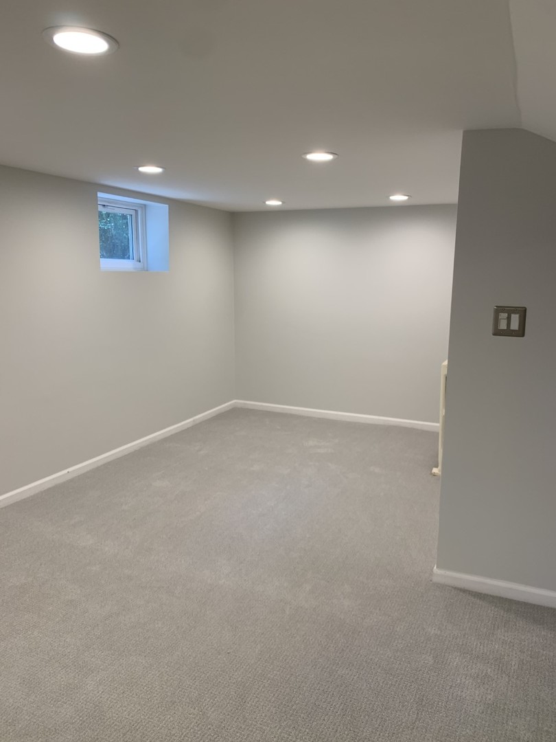 2125 Illinois Road Northbrook, IL 60062 - Photo 5 of 5 a view of empty room