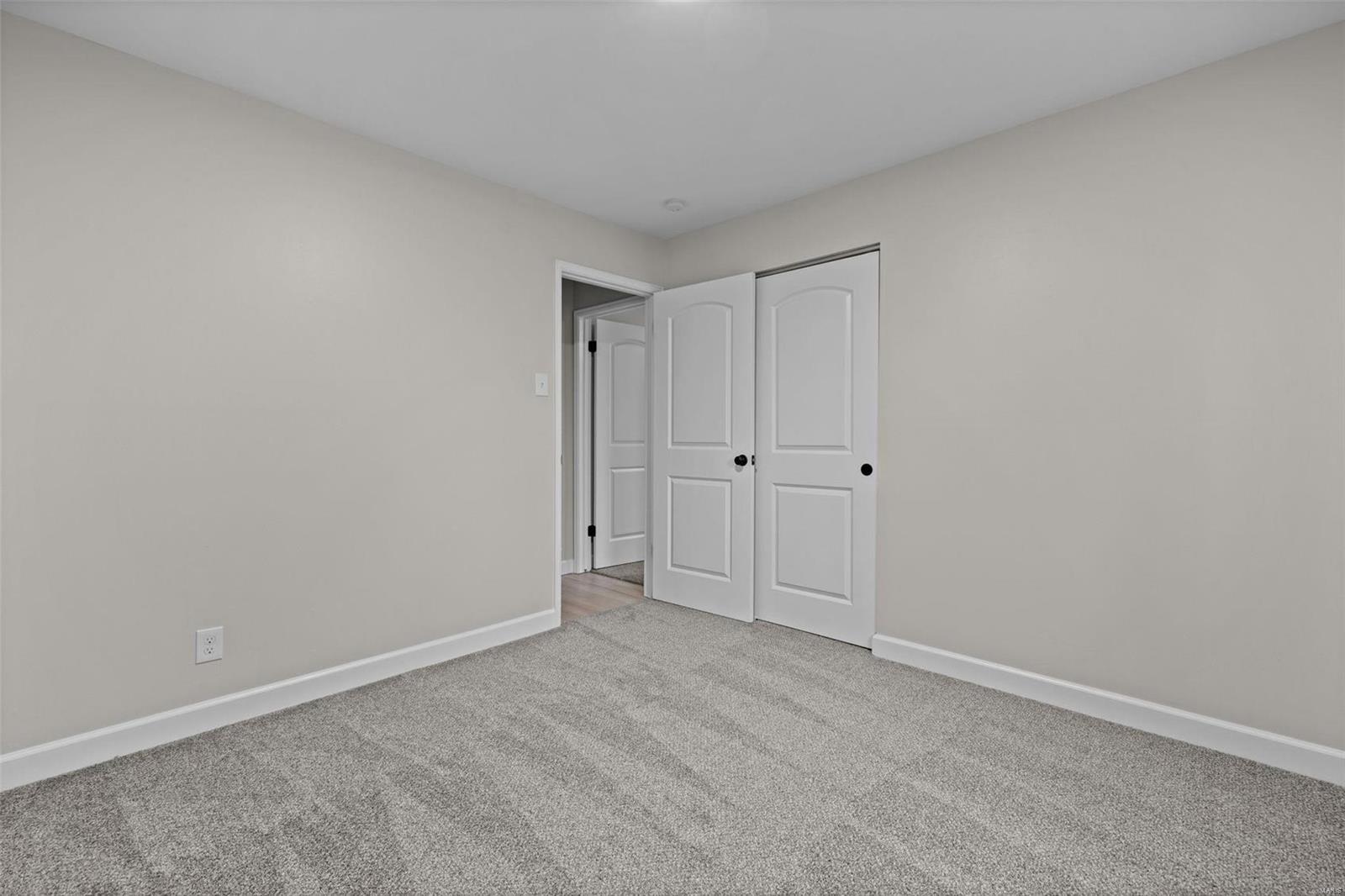 558 Stoddards Mill Drive Ballwin, MO 63011 - Photo 33 of 39