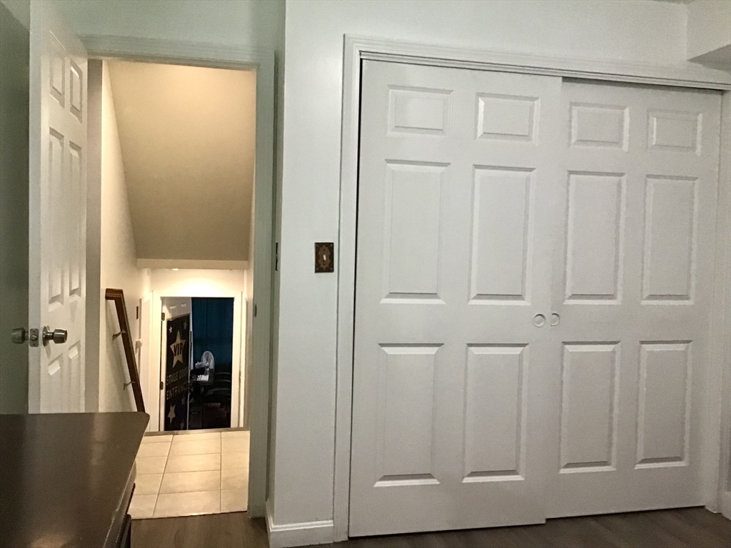 2 Duck Pond Road, Unit 106 Beverly, MA 01915 - Photo 11 of 24