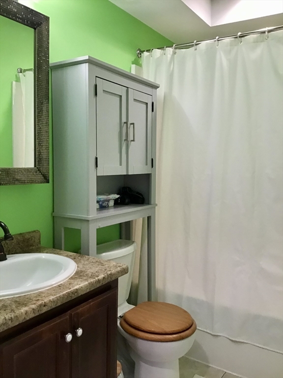 2 Duck Pond Road, Unit 106 Beverly, MA 01915 - Photo 8 of 24