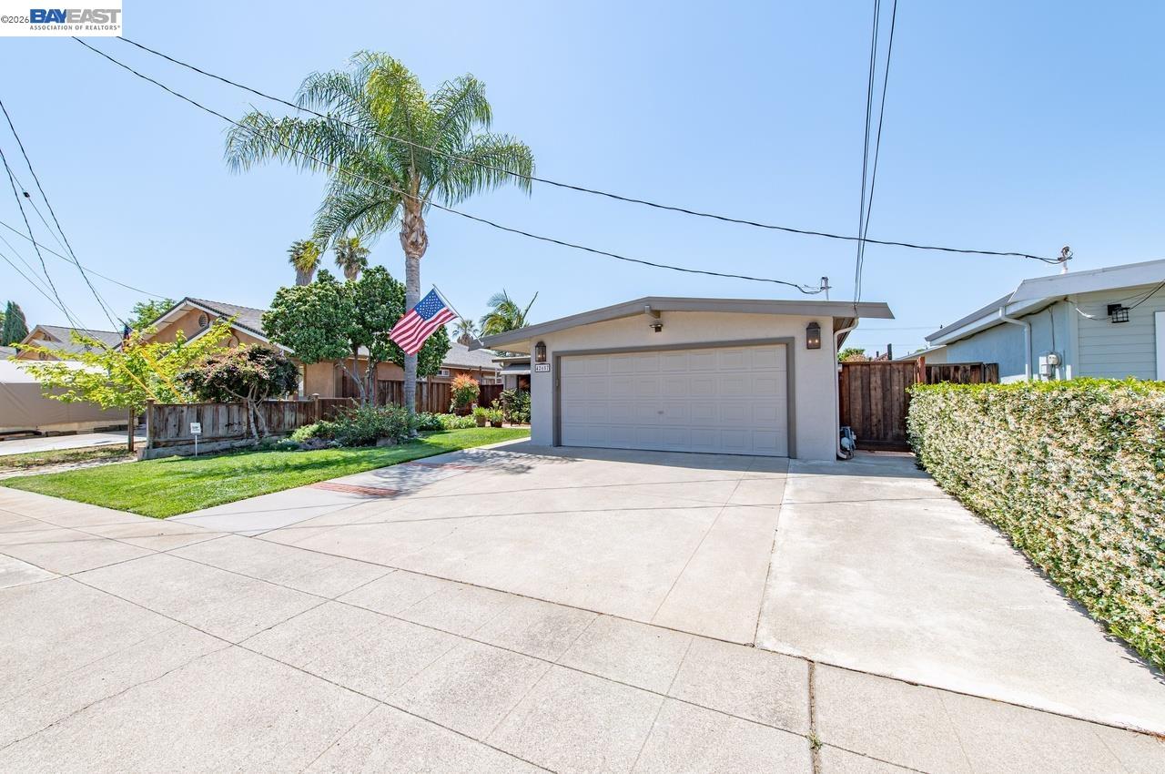 42657 Newport Drive Fremont, CA 94538 - Photo 25 of 39
