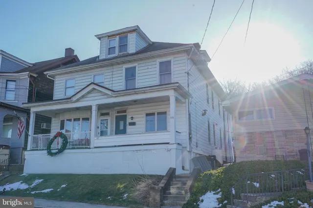 $75,000 | 418 Arlington Street, Tamaqua, PA 18252