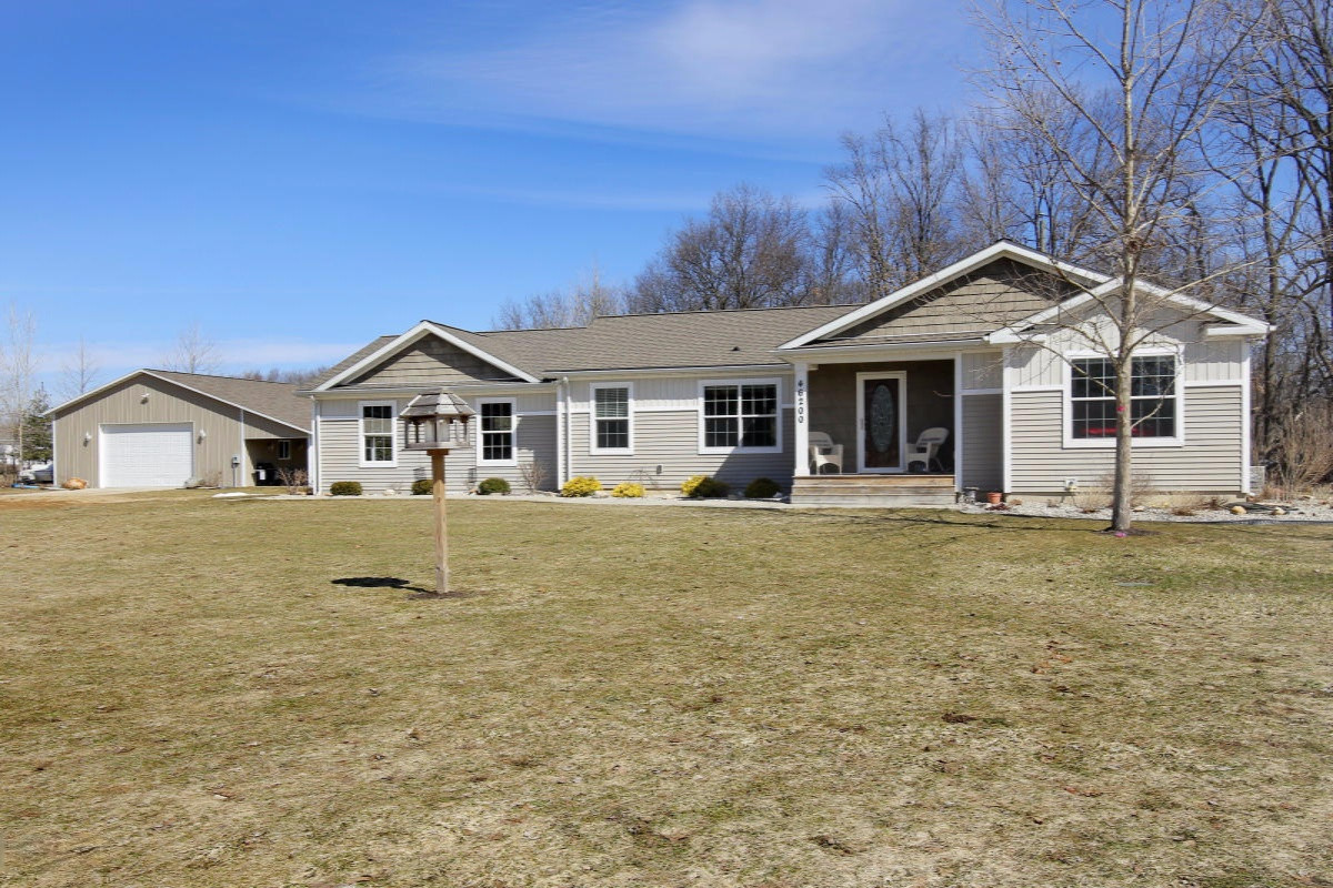 46200 County Road 352 Decatur, MI 49045 - Photo 1 of 20 46200 CR352-01