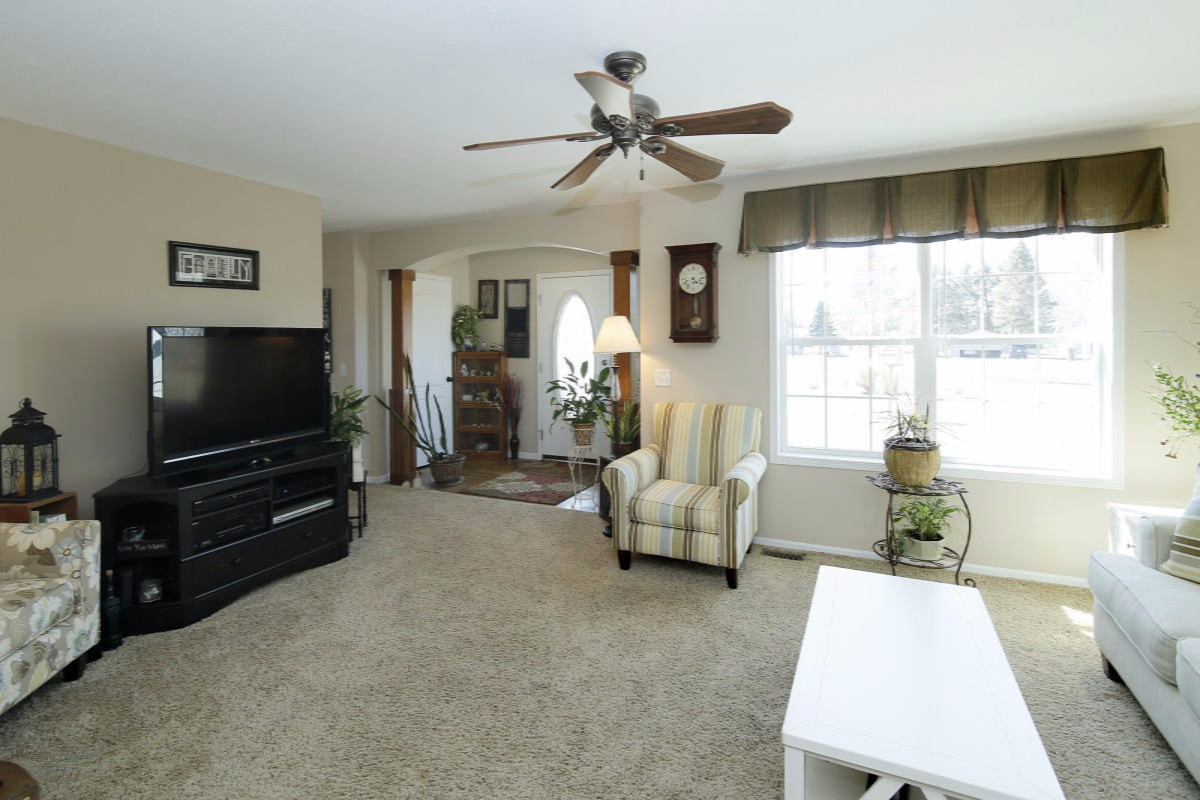 46200 County Road 352 Decatur, MI 49045 - Photo 4 of 20 46200 CR352-04