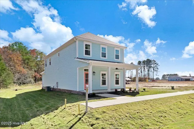 $357,400 | 101 Pearce Street, Princeton, NC 27569