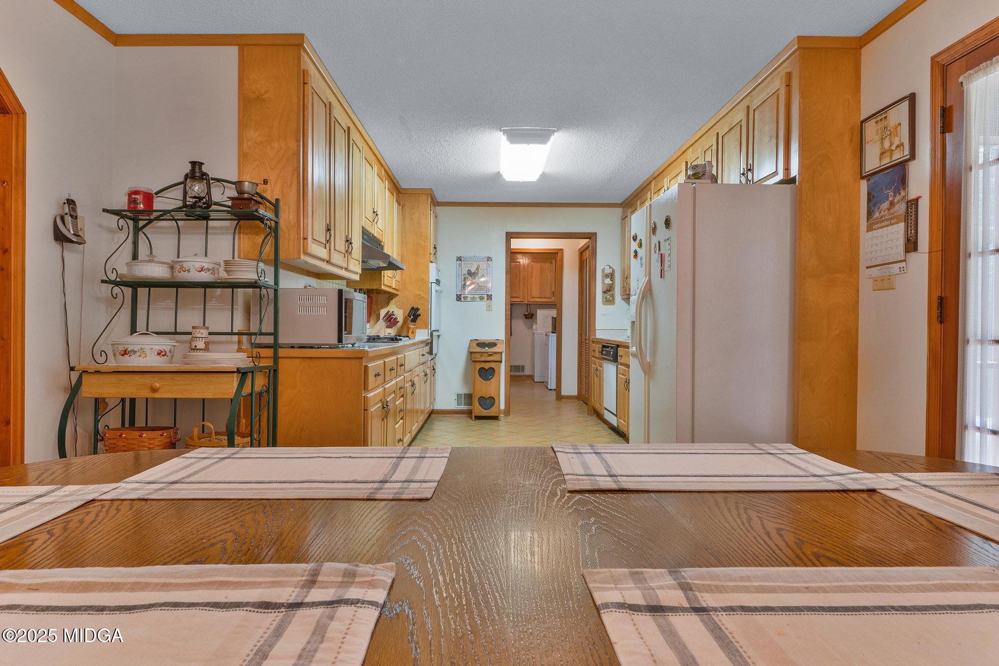 369 Abares Road Forsyth, GA 31029 - Photo 11 of 55 kitchen