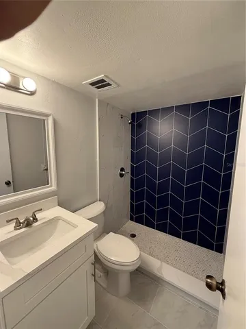 $1,750 | 726 Edgewater Drive, Unit 2, Orlando, FL 32804