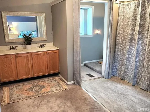 $329,900 | 2697 East 250 South, Washington, IN 47501