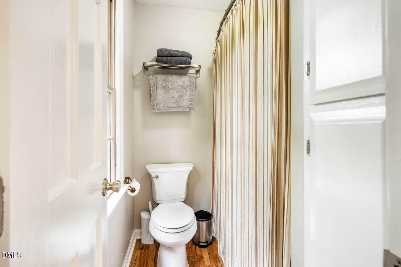 4055 King Charles Road Durham, NC 27707 - Photo 27 of 35 Primary Bathroom