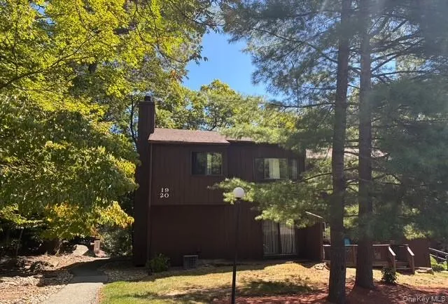 $390,000 | 20 Redwood Drive, Highland Mills, NY 10930