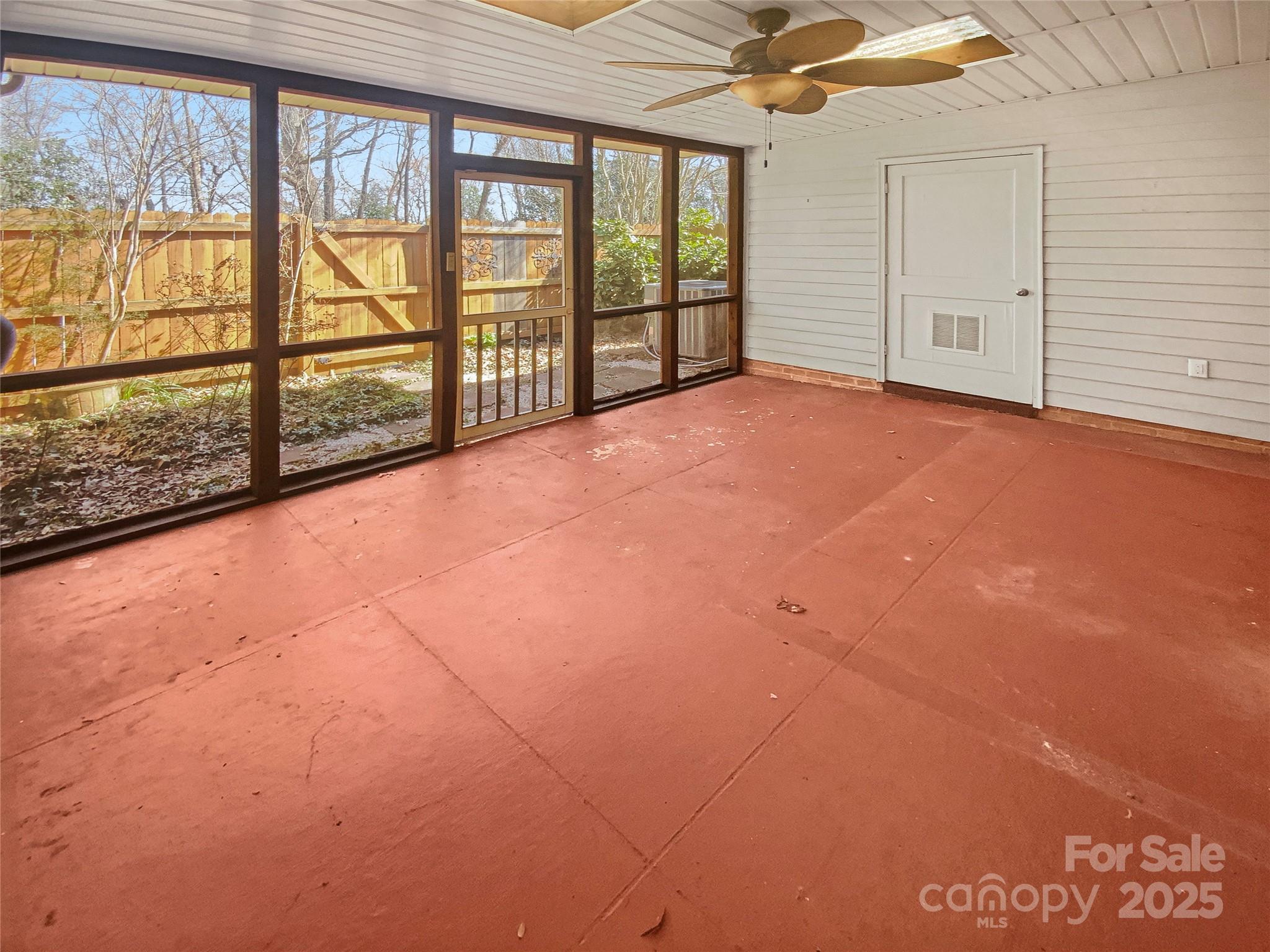 8420 Knights Bridge Road Charlotte, NC 28210 - Photo 17 of 27 Gallery Image 17