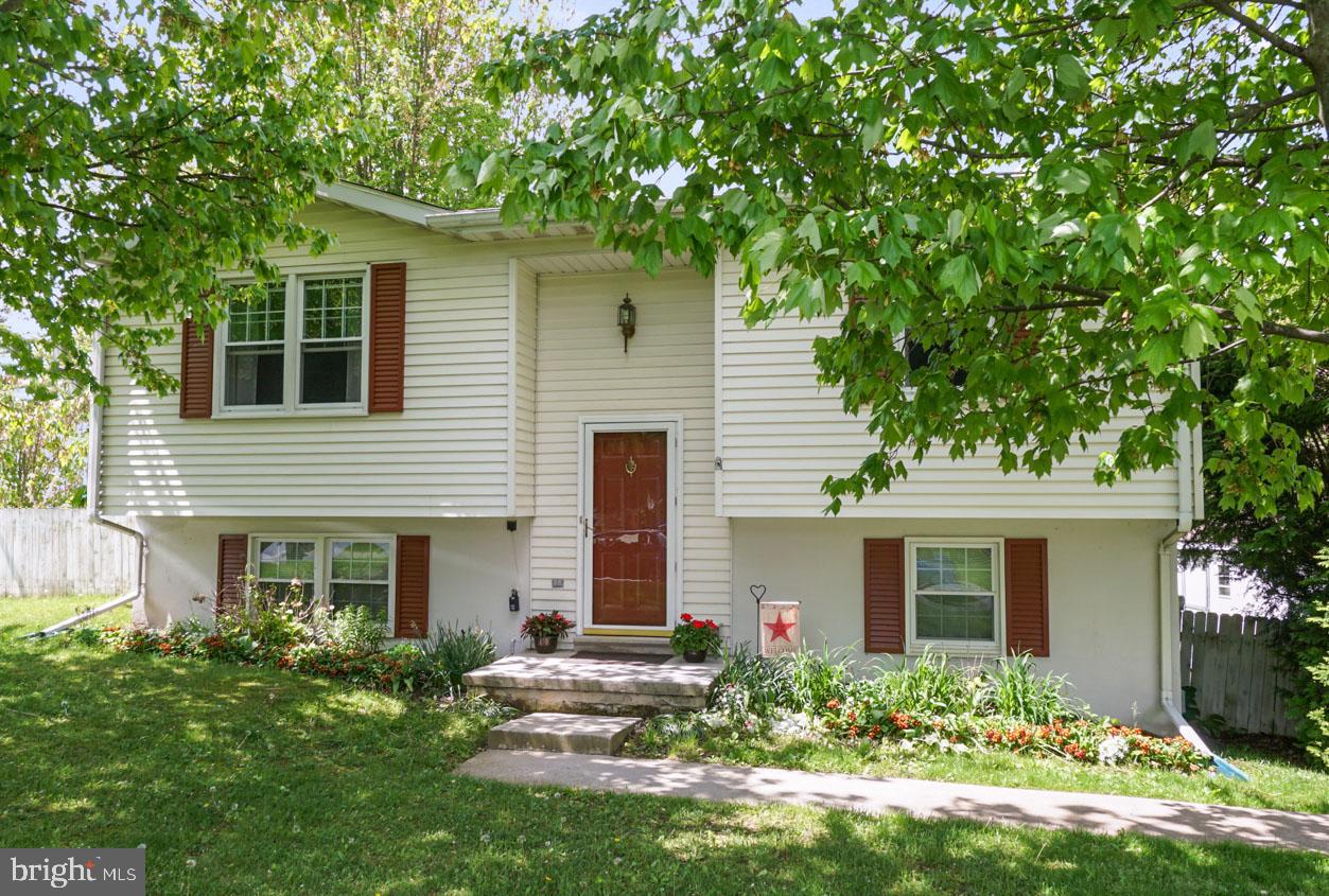 3316 Augusta Road Manchester, MD 21102 - Photo 1 of 38 Charming Country Home is calling your name!