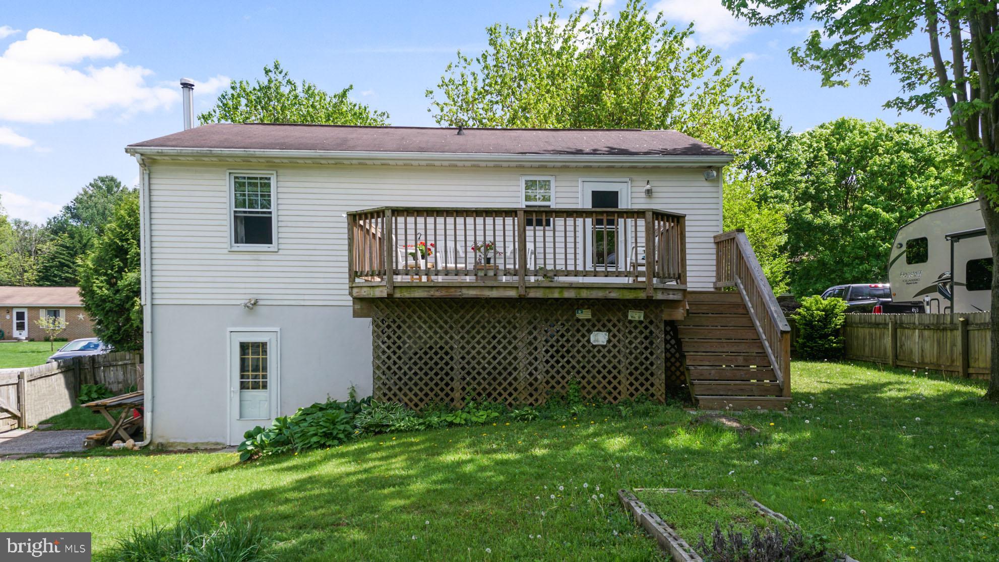 3316 Augusta Road Manchester, MD 21102 - Photo 34 of 38 Back view of home and deck