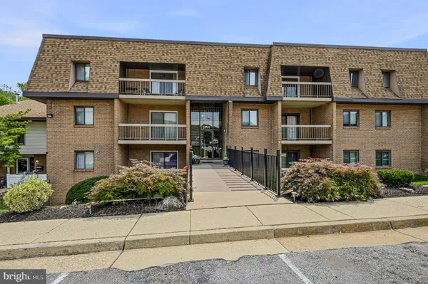 $179,900 | 5414 Valley Green Drive, Unit A2, Wilmington, DE 19808