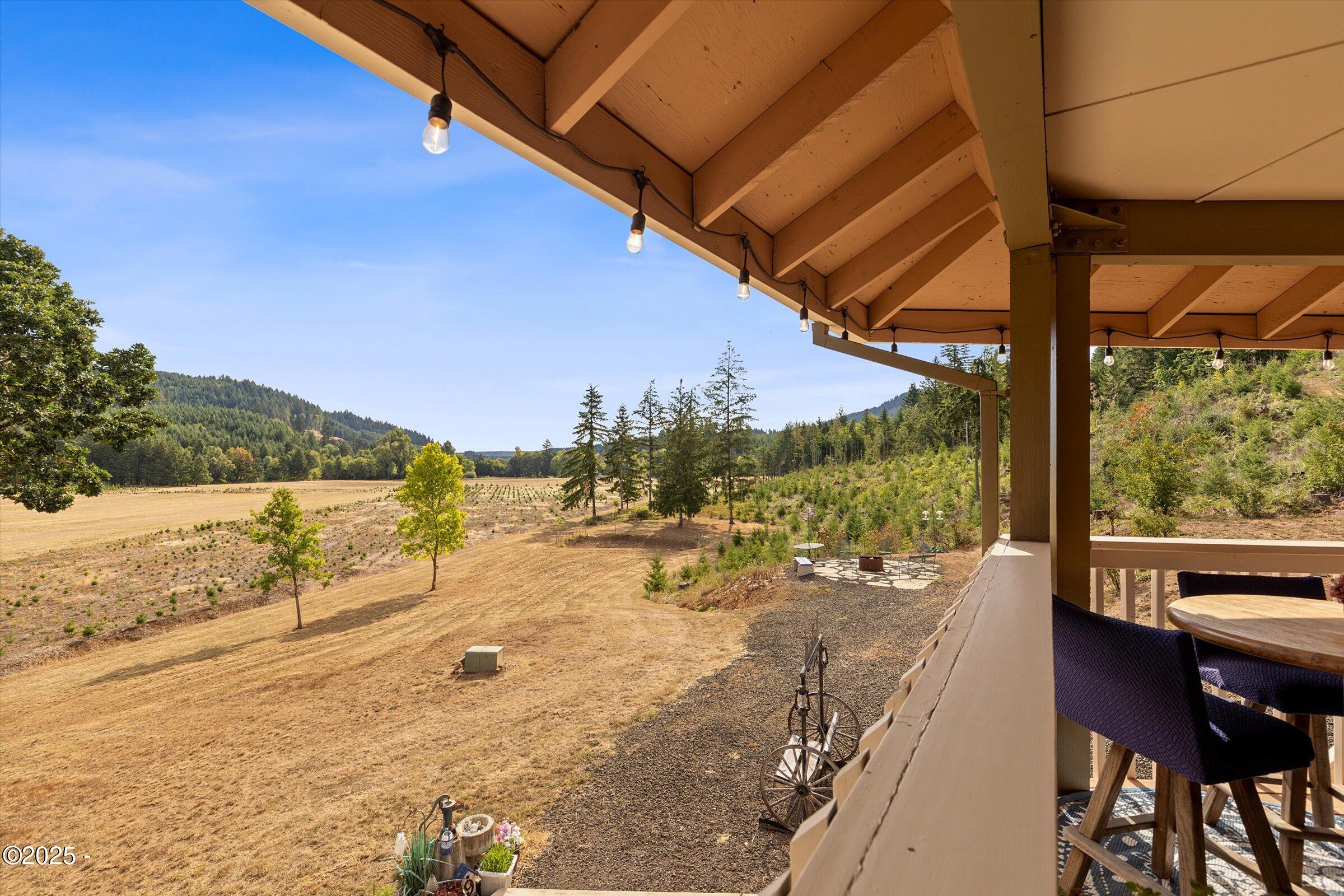 21560 Gooseneck Road Sheridan, OR 97378 - Photo 59 of 63 a view of a outdoor space with seating area