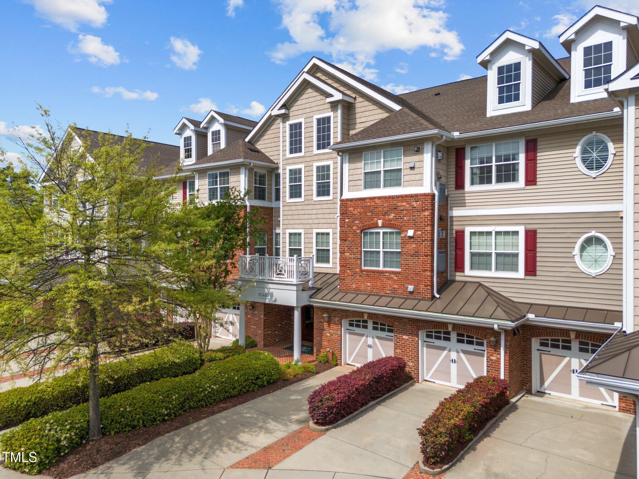 10410 Rosegate Court, Unit 307 Raleigh, NC 27617 - Photo 3 of 40 2