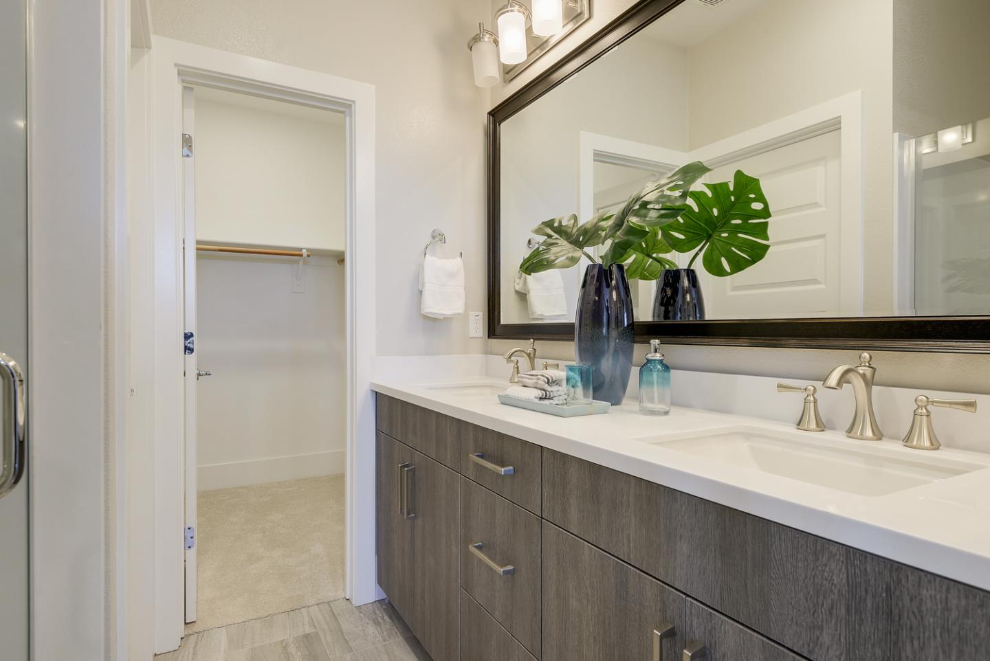 388 Circuit Way Mountain View, CA 94043 - Photo 23 of 26 a bathroom with a sink and a mirror