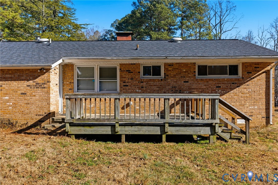 6106 Lewis Road Petersburg, VA 23803 - Photo 22 of 29 a view of a house with wooden fence