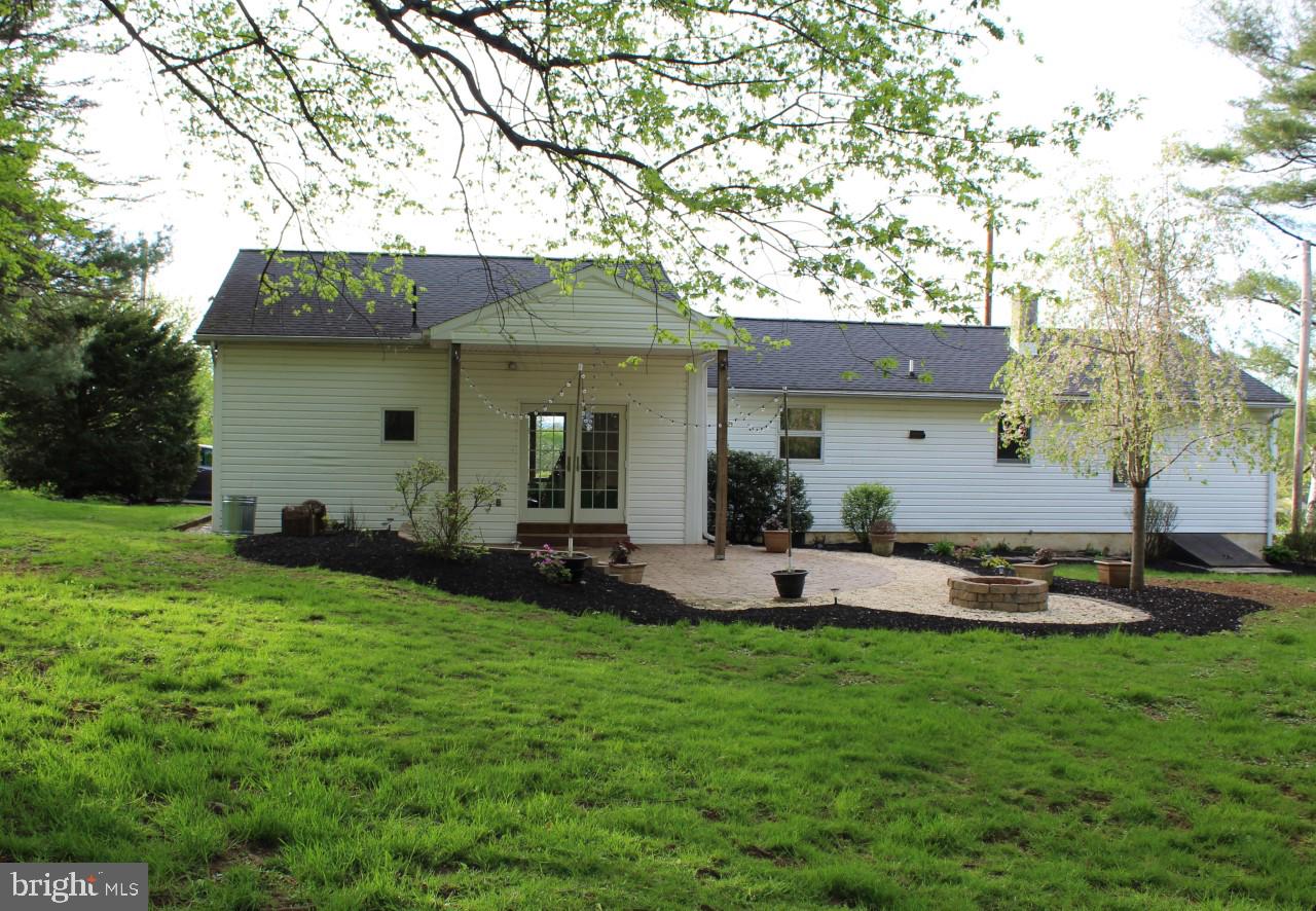 7074 Schoolhouse Road Hershey, PA 17033 - Photo 2 of 32 Gallery Image 2