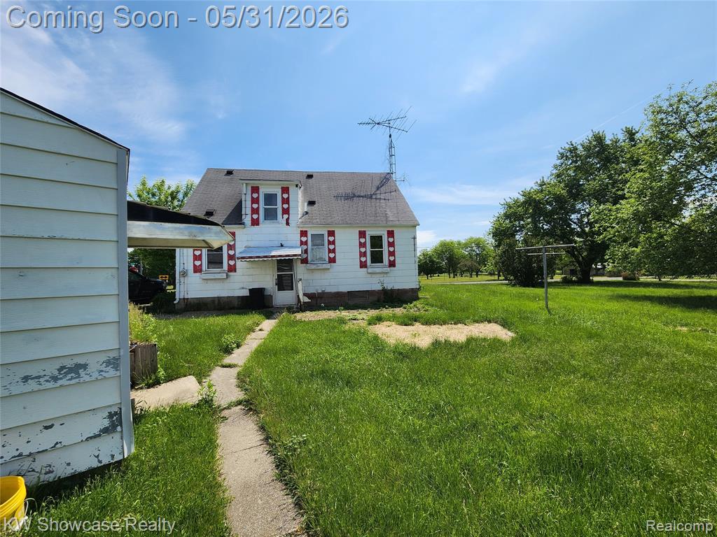 4356 South Vassar Road Burton, MI 48519 - Photo 6 of 42