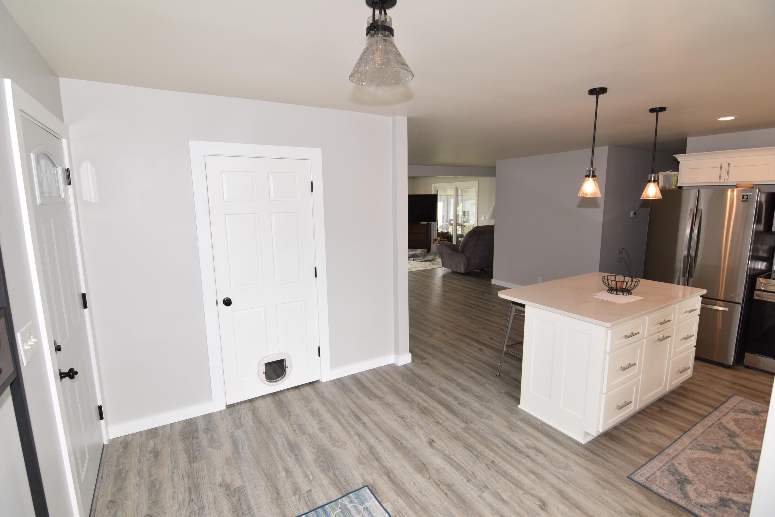 912 West Shore Road Bronson, MI 49028 - Photo 4 of 41 DSC_0104