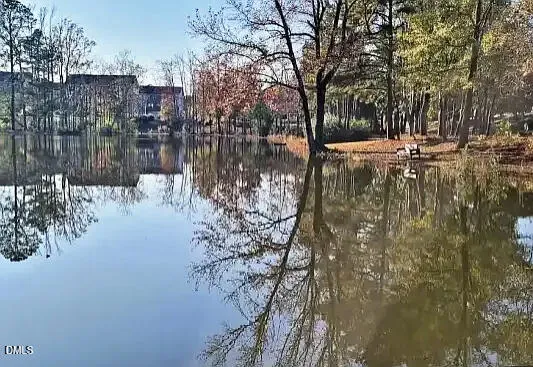 $2,000 | 957 Ambergate Station, Apex, NC 27502