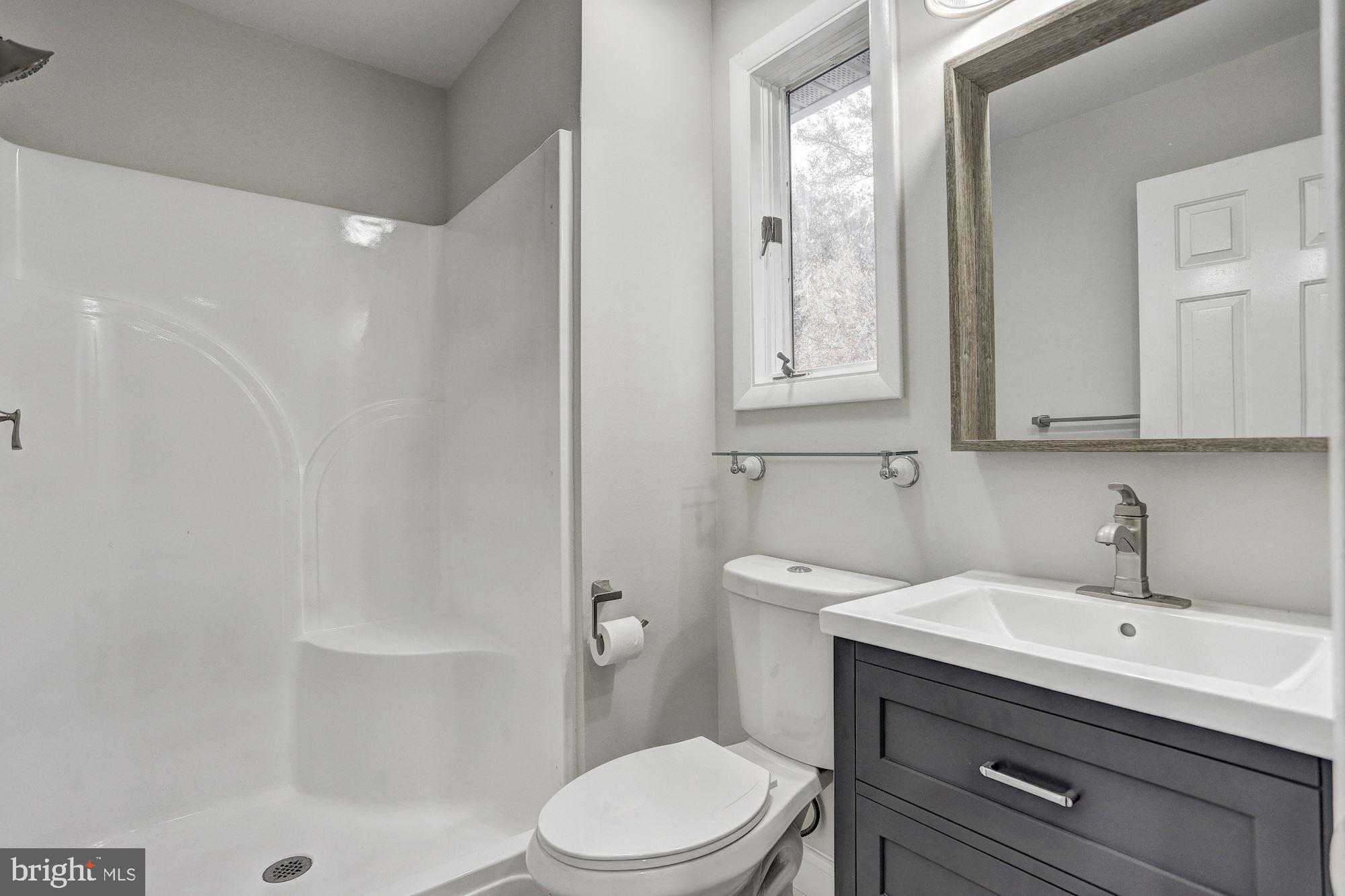 622 Orems Road Baltimore, MD 21221 - Photo 11 of 29 Master Bath