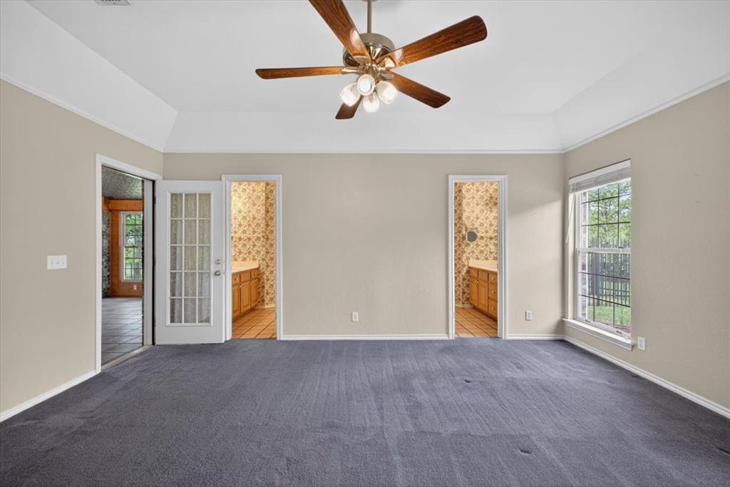 4609 Slayton Road Cleburne, TX 76031 - Photo 24 of 40