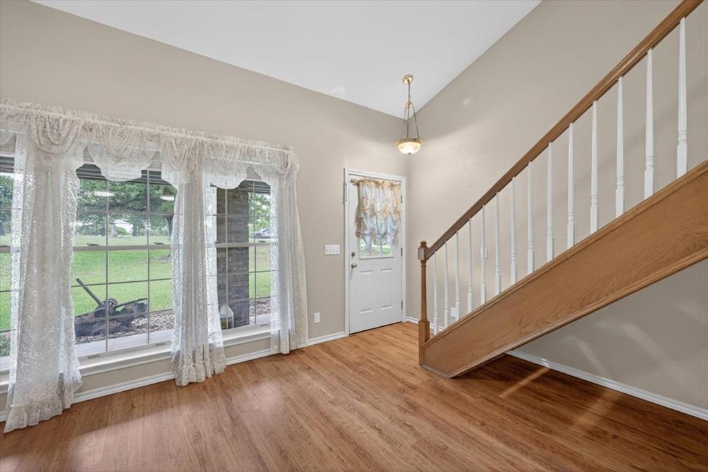 4609 Slayton Road Cleburne, TX 76031 - Photo 10 of 40