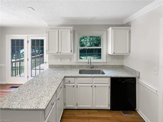 $305,000 | 1200 Salem Crossing Road, Kernersville, NC 27284