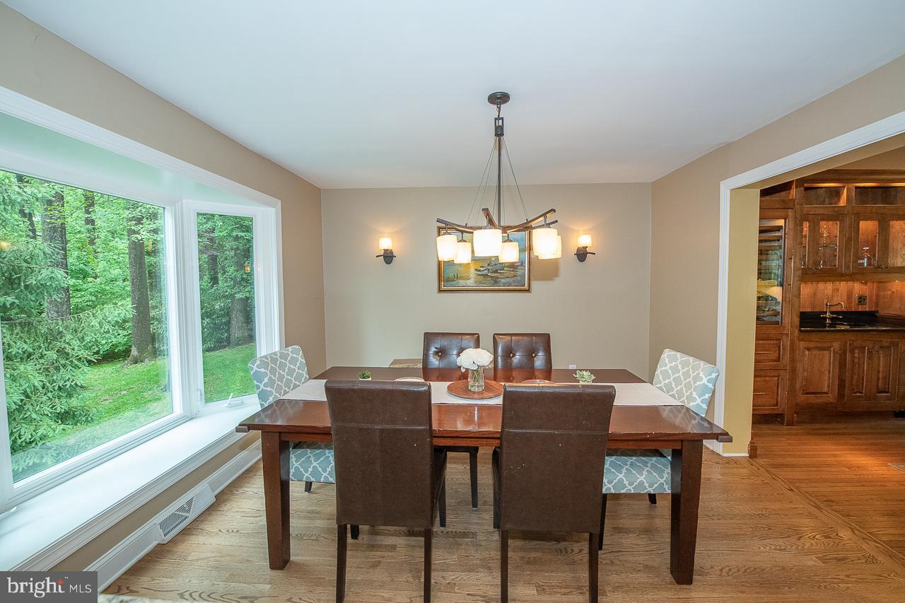 1471 Church Road Malvern, PA 19355 - Photo 14 of 73 DINING ROOM WITH BAY WINDOWS WITH SEAT