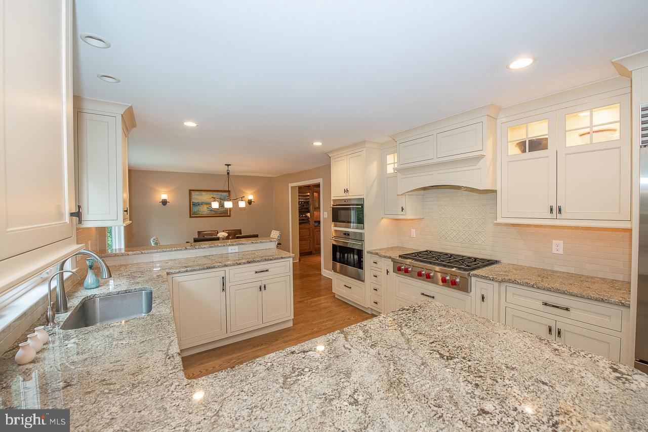 1471 Church Road Malvern, PA 19355 - Photo 18 of 73 KITCHEN WITH GRANITE COUNTERTOPS