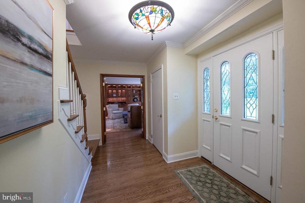 FOYER