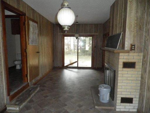 22520 Moline Road Sterling, IL 61081 - Photo 2 of 8