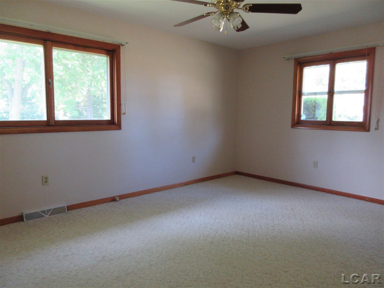 4292 Kehoe Road Clinton, MI 49236 - Photo 21 of 44 15X11 MASTER BEDROOM