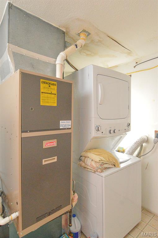 270 Locust Street Carlyle, IL 62231 - Photo 6 of 11