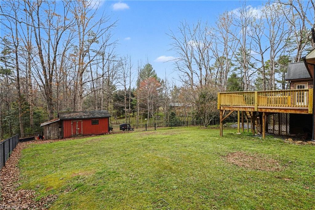 3301 Deal Mill Road Hudson, NC 28638 - Photo 37 of 45