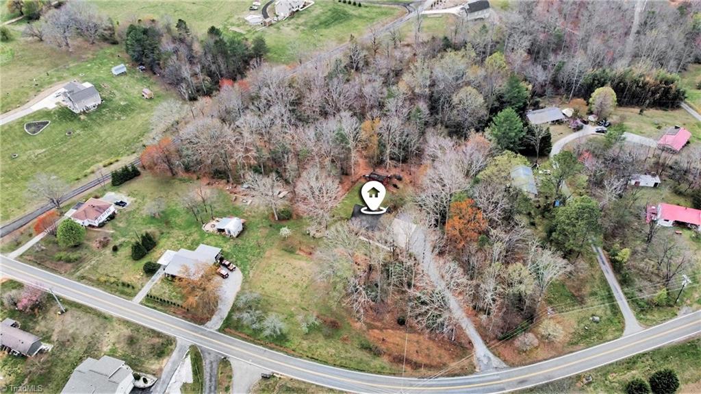 3301 Deal Mill Road Hudson, NC 28638 - Photo 42 of 45