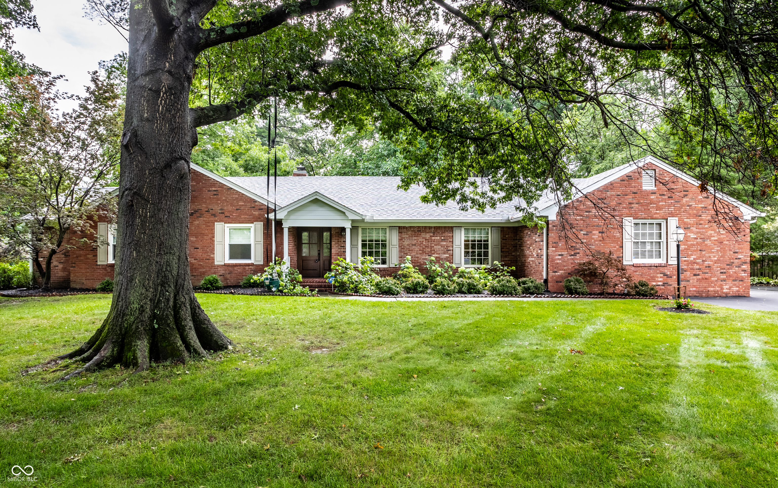 9079 Coventry Road Indianapolis, IN 46260 - Photo 1 of 51 Gallery Image 1